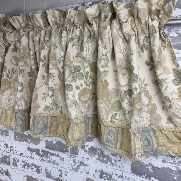 Vtg Waverly Decor 5 Valances 66x18 Butter Yellow Roses Sage Green & 4 Napkins